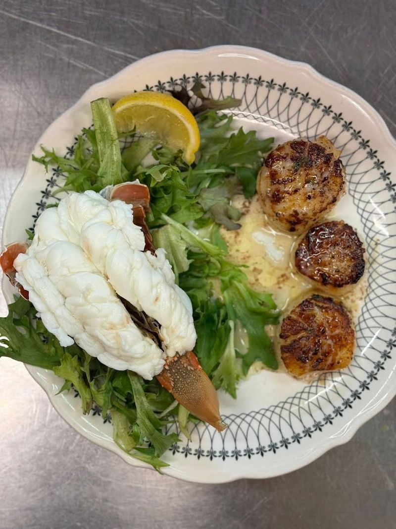 Seafood Options That Hold Their Own