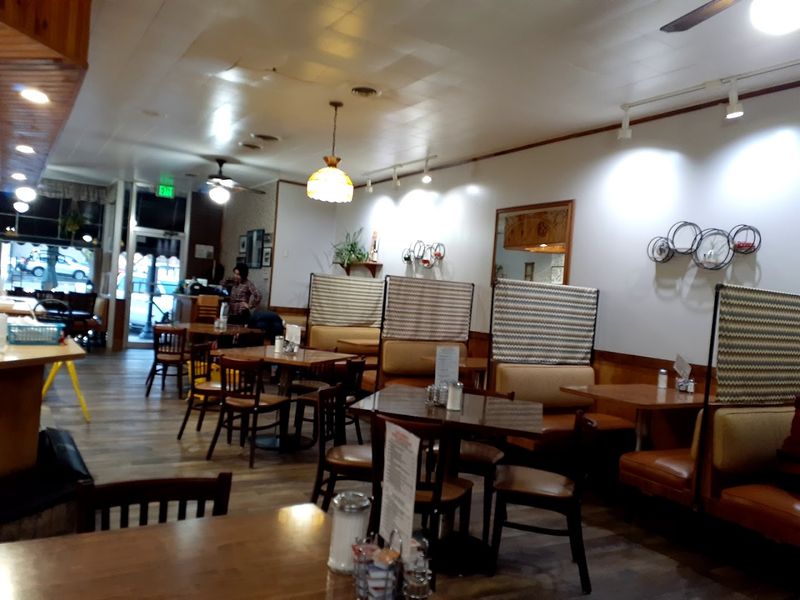 A Welcoming Space That Feels Easy To Sit In