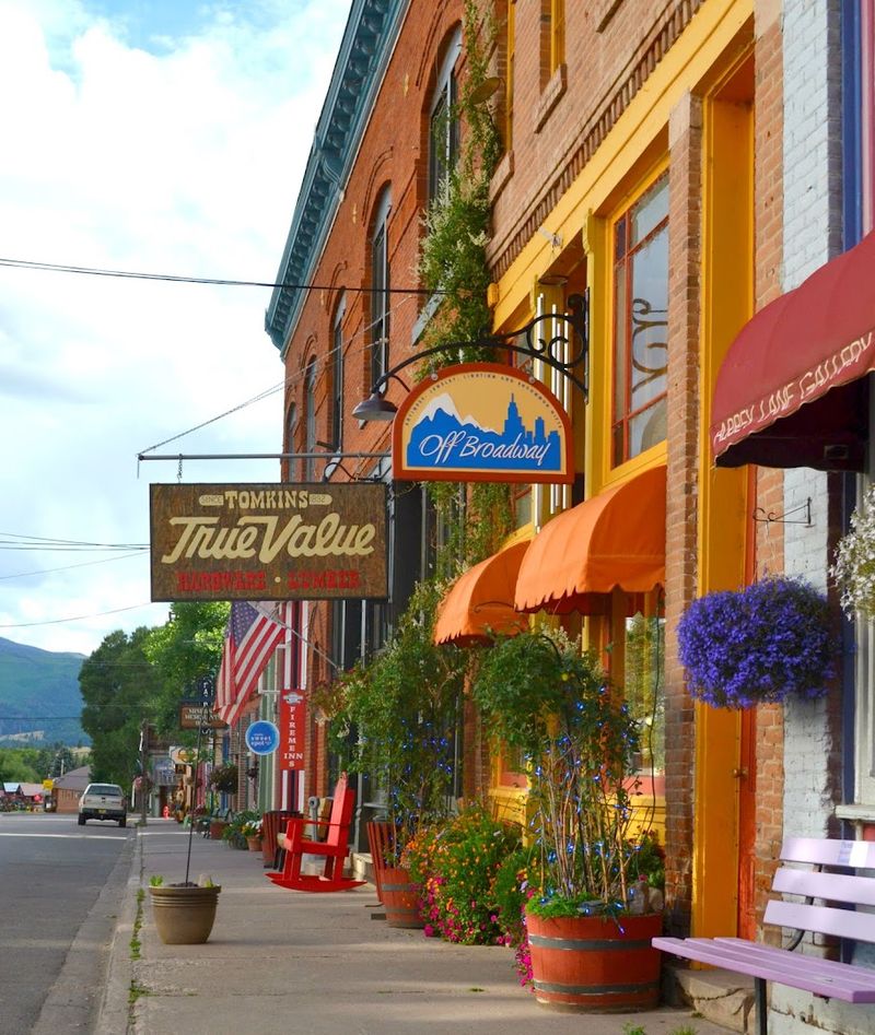 Art That Lives And Breathes Right On The Street