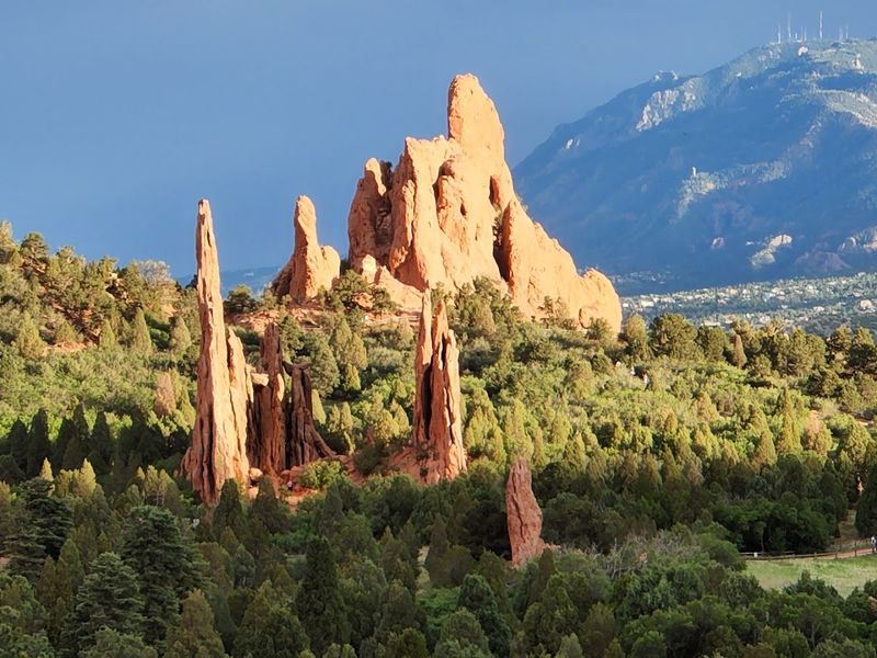 Ancient Red Rocks That Look Like They Came From Another World