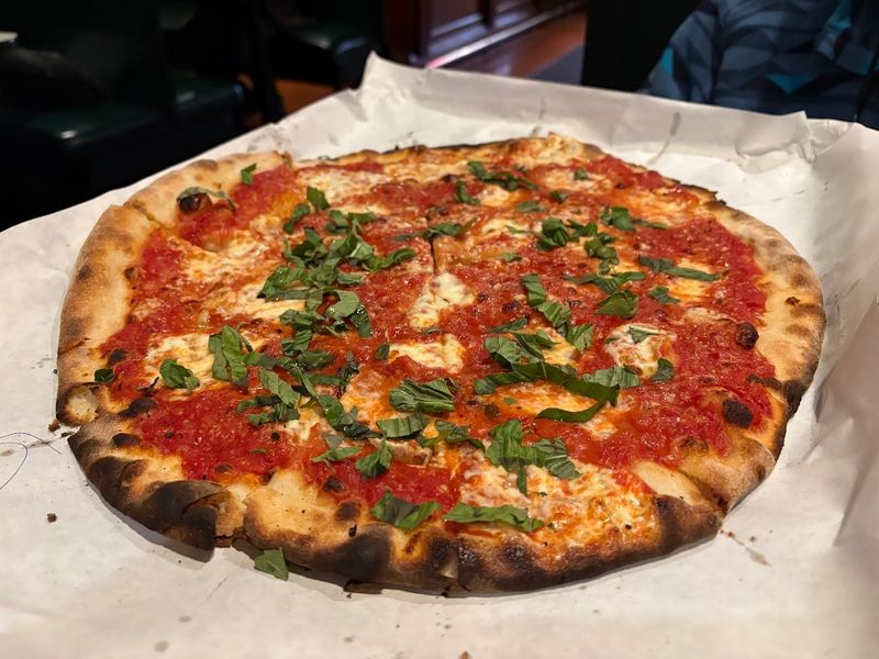 New Haven-Style Apizza Explained