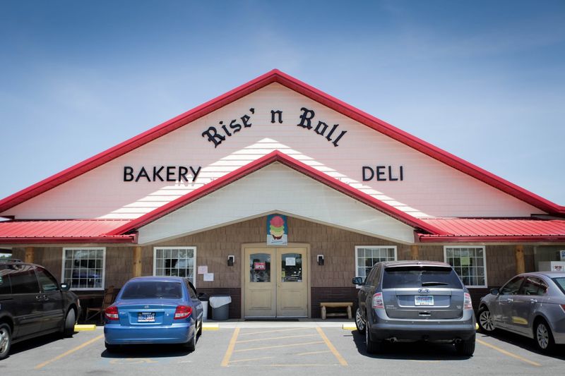 The Story Behind Rise'n Roll Bakery And Deli