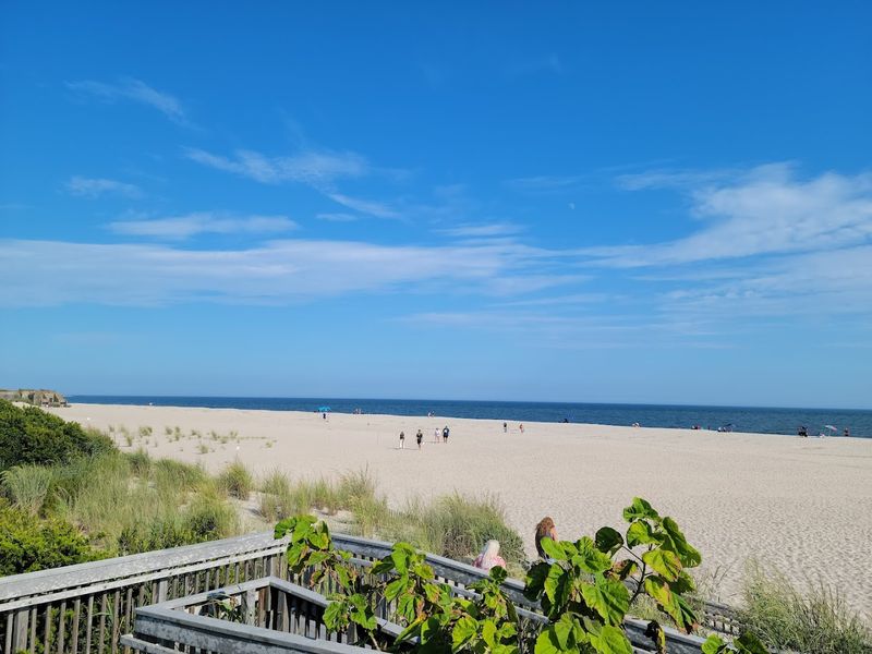 A Beach Stop That Feels Calm Instead Of Chaotic