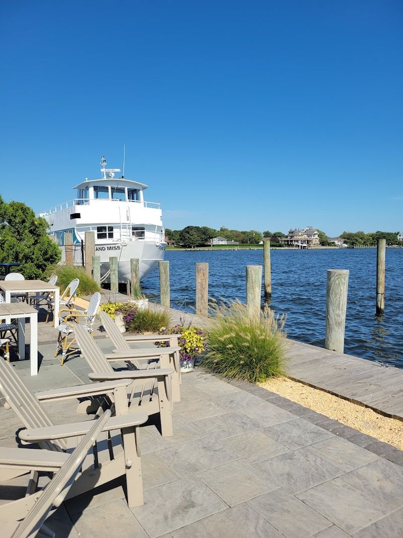 A Waterfront Setting That Feels Like An Escape