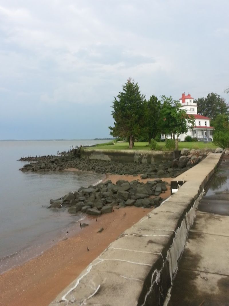 Why Port Penn Is The Perfect Place For A Seafood Stop