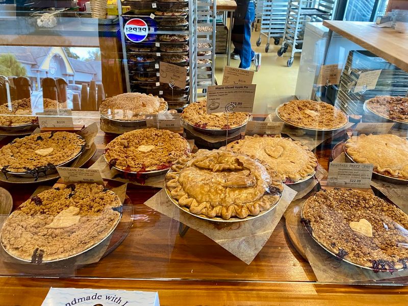 A Pie Case Worth The Drive Up North