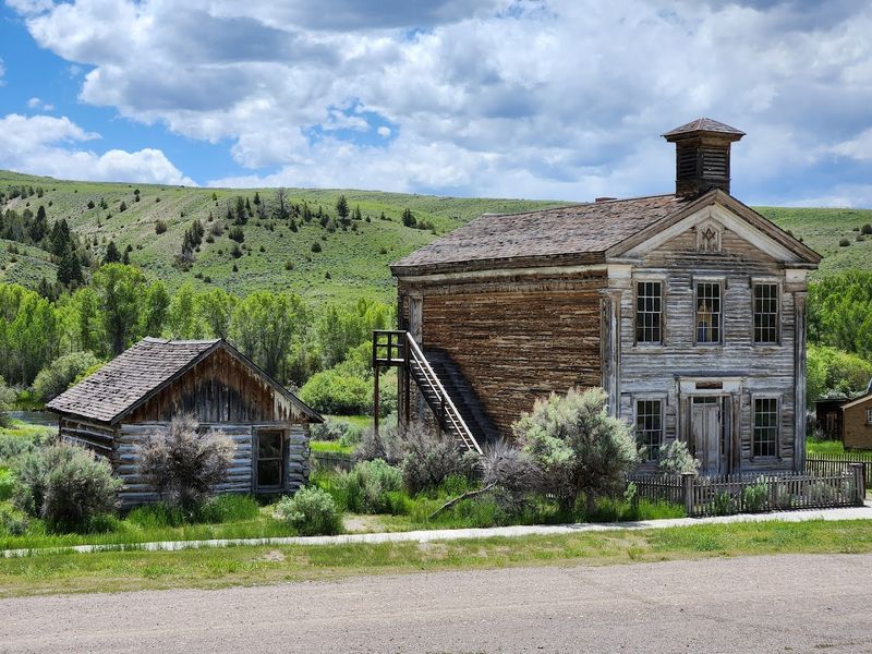 A Town That Time Forgot To Erase