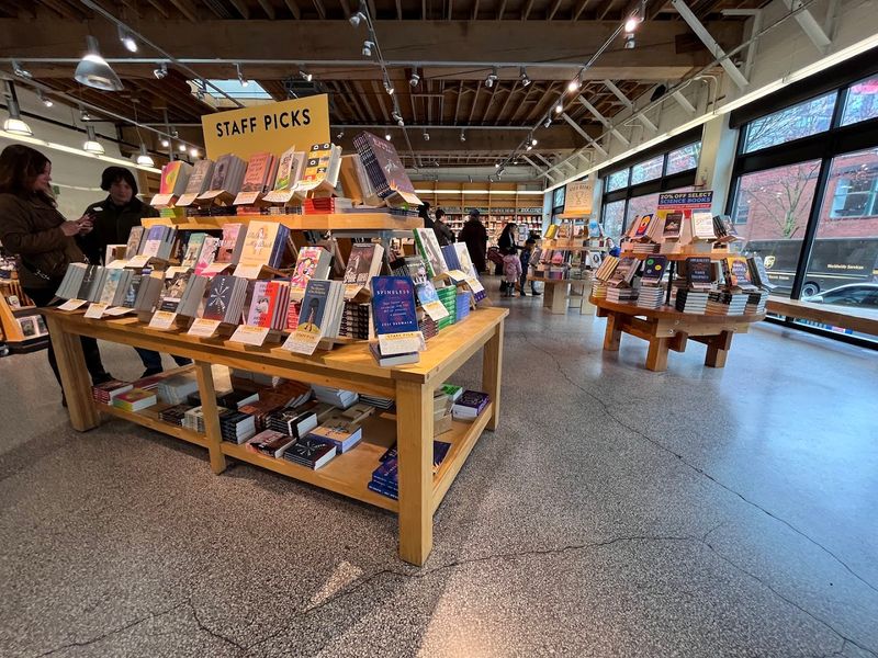 Why Powell's Keeps Drawing Visitors Back
