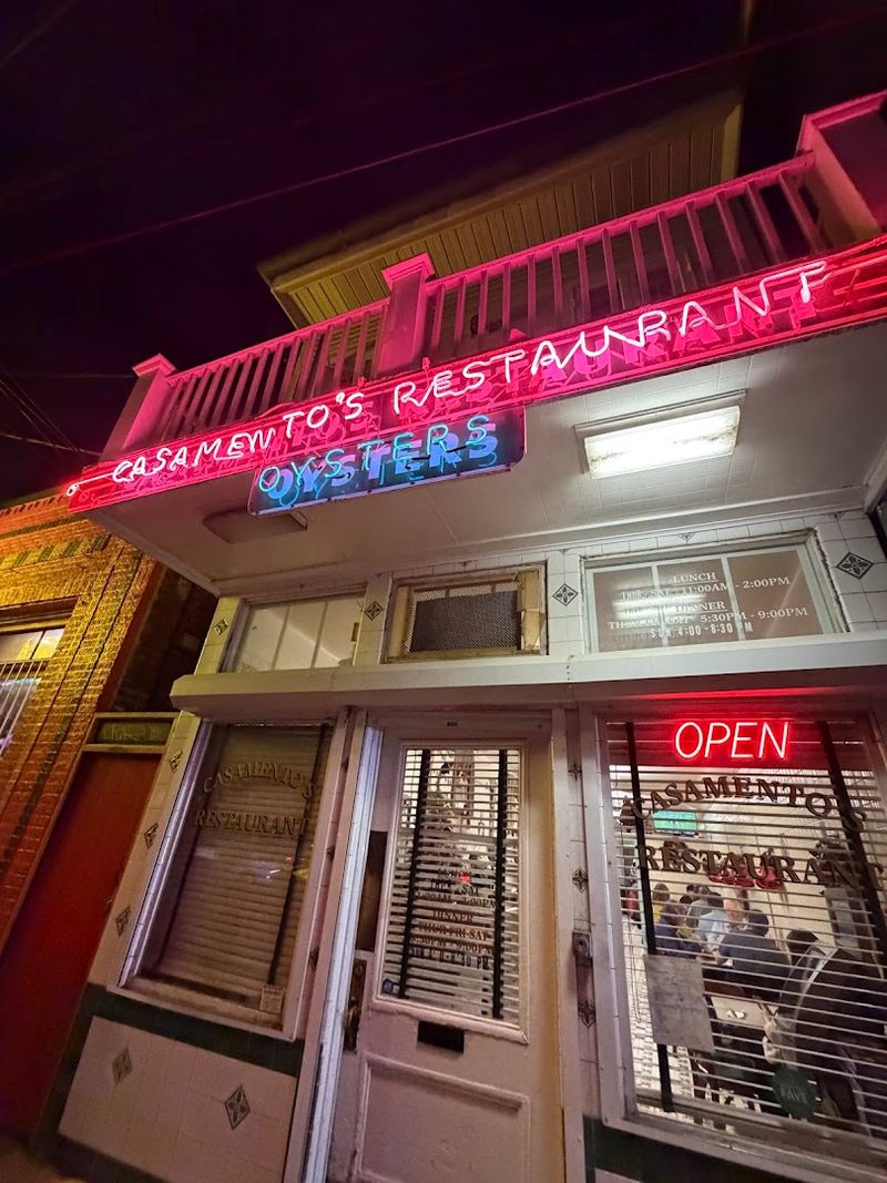 Casamento's Restaurant