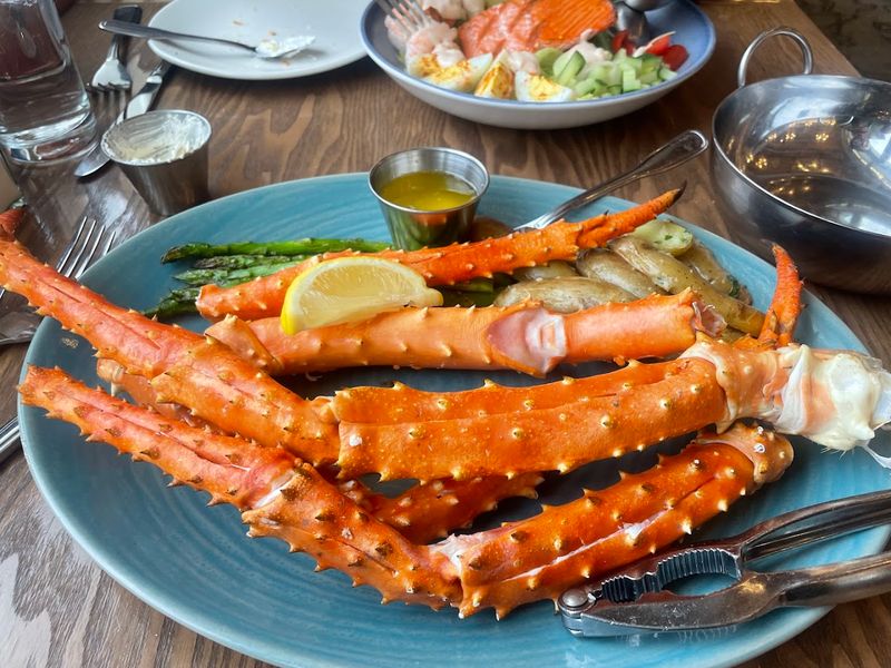 Simon & Seafort's Saloon & Grill