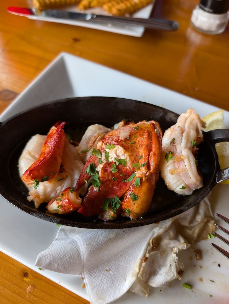 How The Boiled Lobster Dinner Is Served