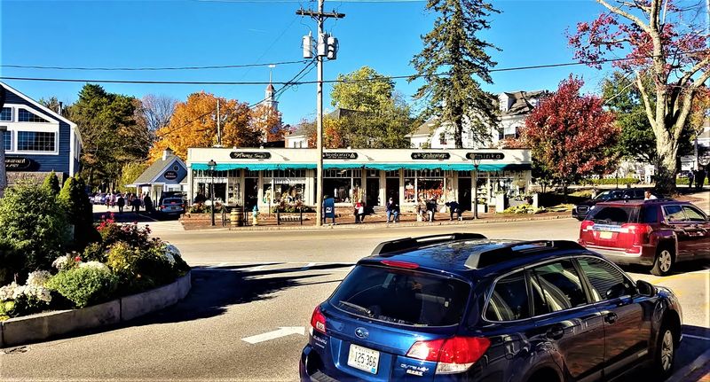 Best Time To Visit And Browse Slowly