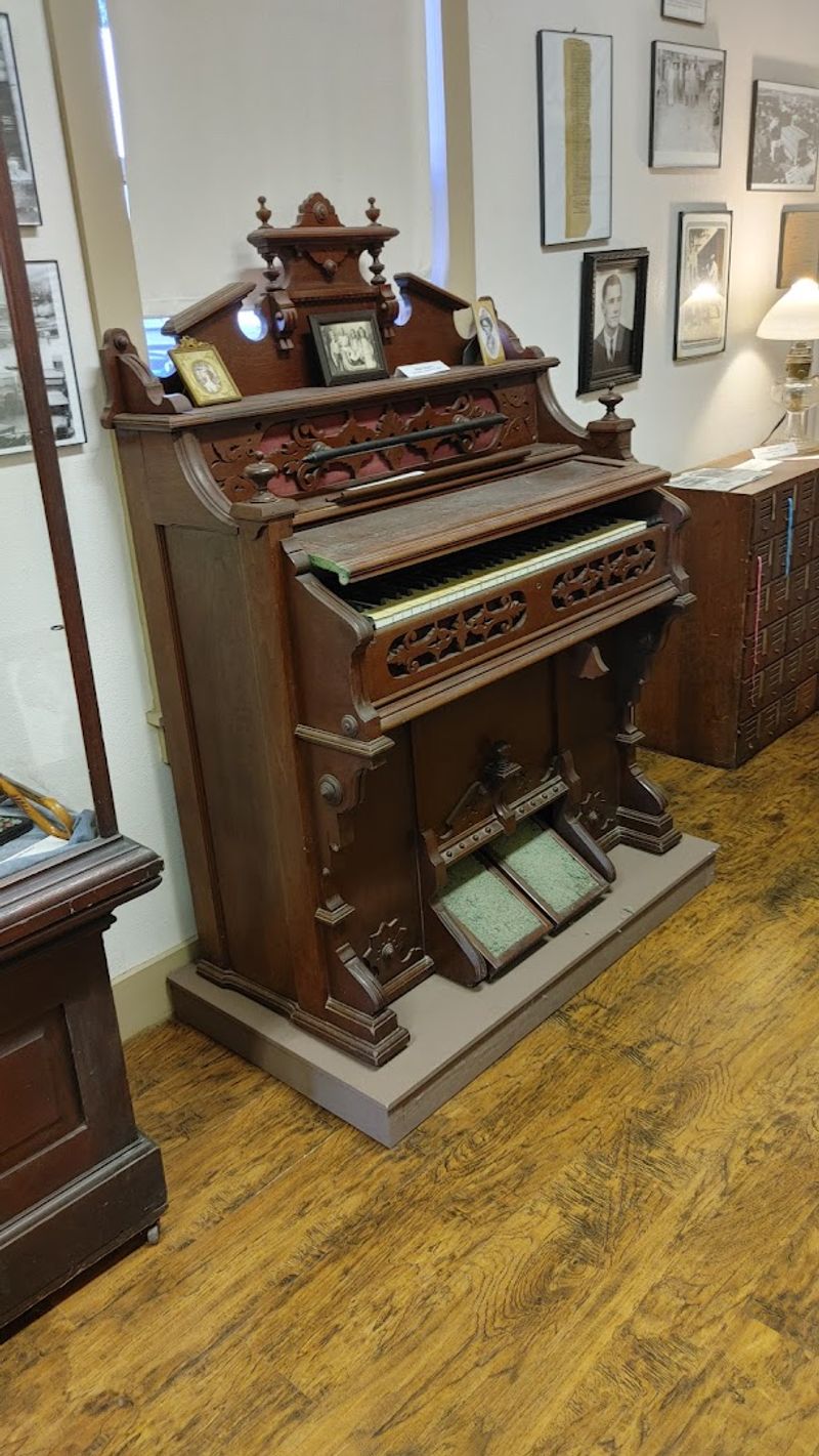 Planning Your Visit To The Stonewall Saloon