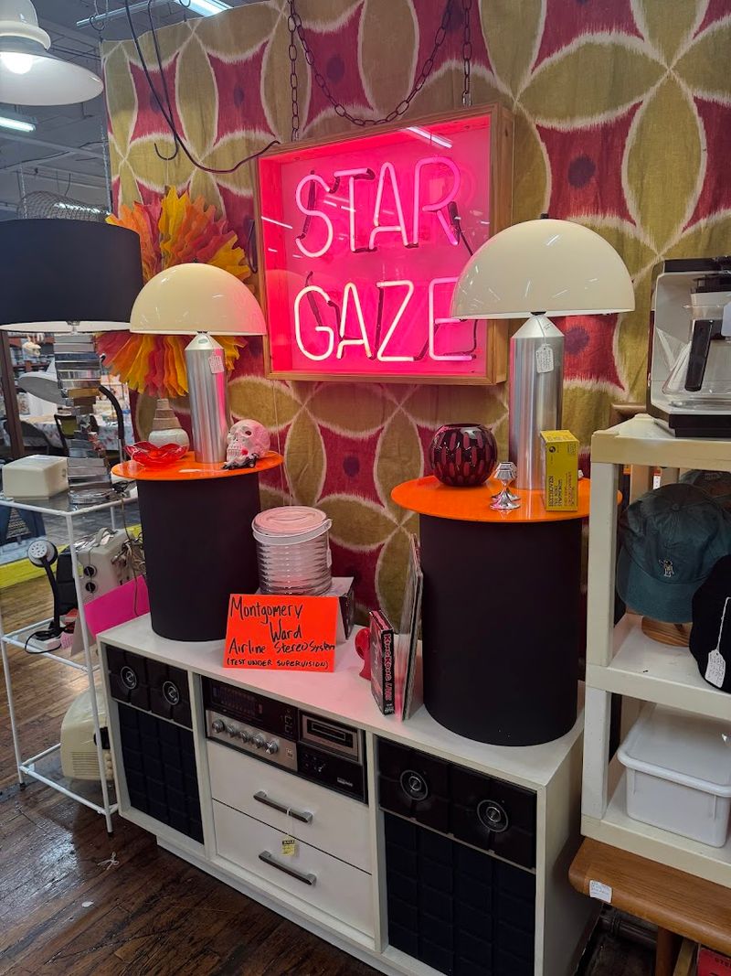 The Atmosphere That Keeps People Coming Back