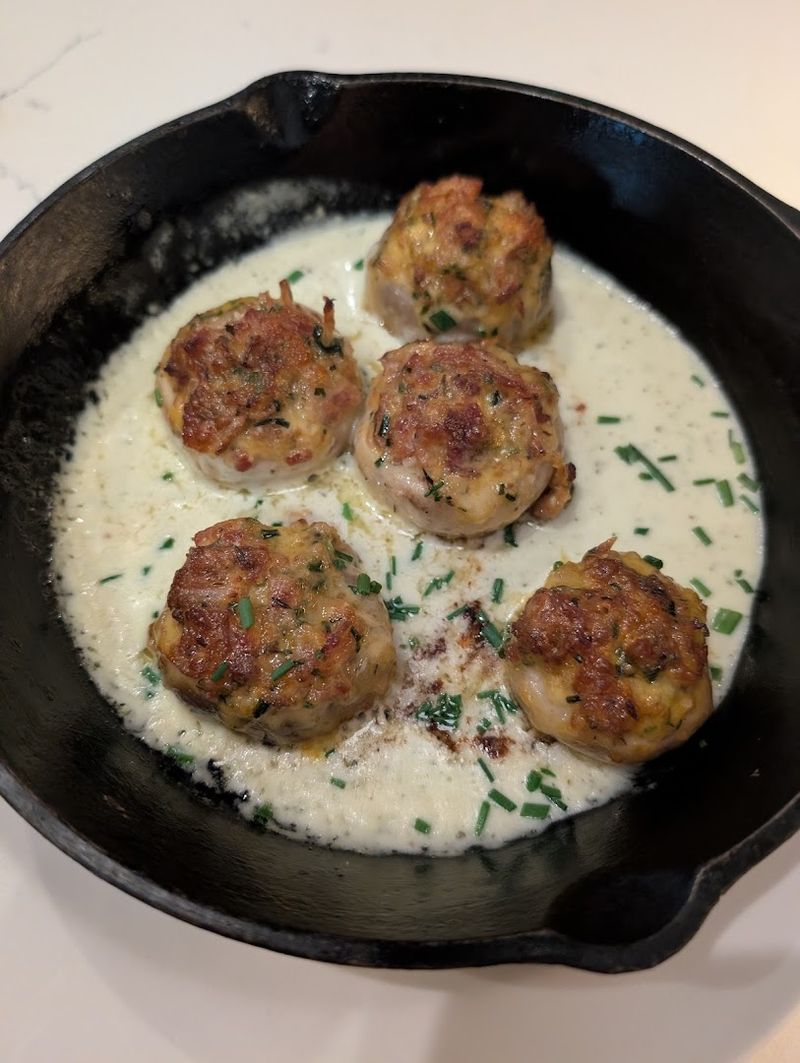 The Warm Hospitality That Keeps Regulars Coming Back