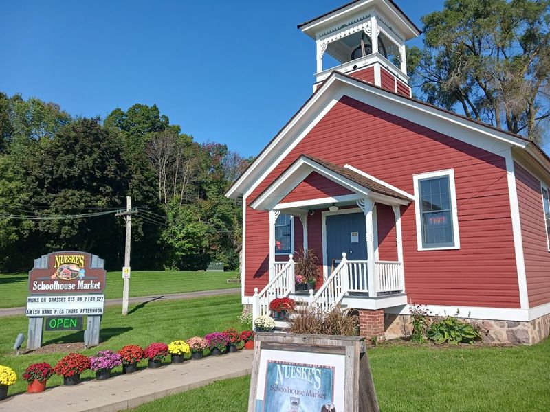 The Schoolhouse Market Next Door