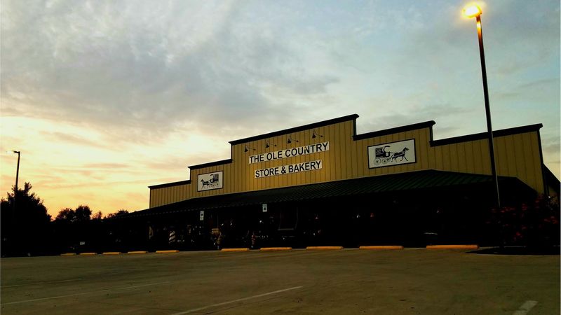 The Ole Country Store And Bakery