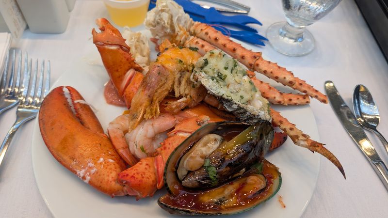 Cafe Sierra Seafood Buffet