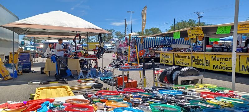 Expo New Mexico Flea Market, Albuquerque
