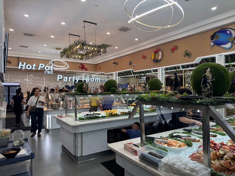 Umi Hotpot Sushi & Seafood Buffet