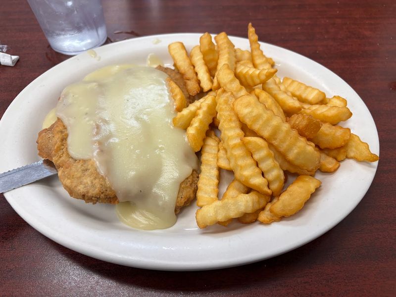 The Country Fried Steak That Holds Its Own
