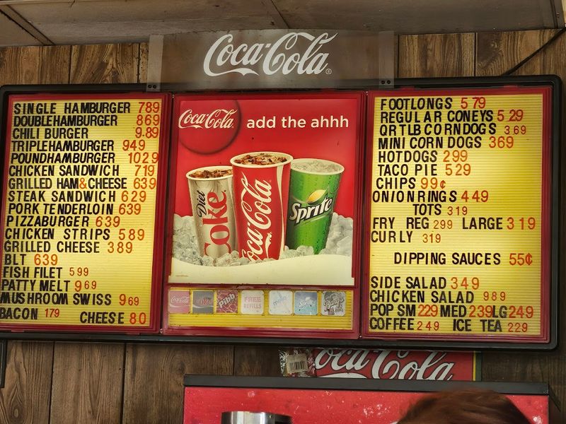 The Nostalgic Pin-Letter Menu Boards That Set The Mood Instantly