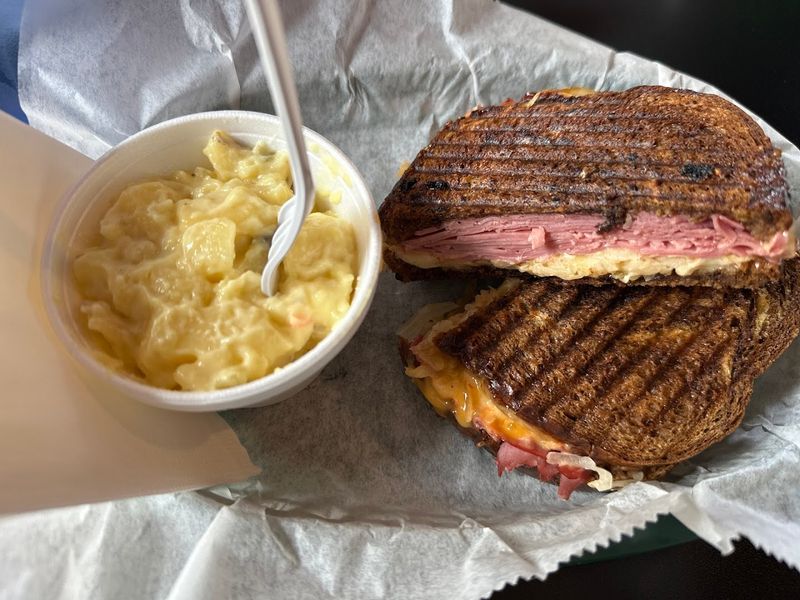 The Reuben That Keeps People Coming Back