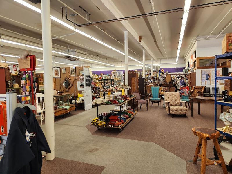 Land Rush Antique Mall, Arkansas City, Kansas