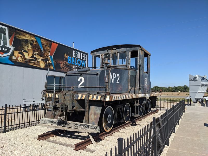 The Train Ride That Makes the Underground Come Alive