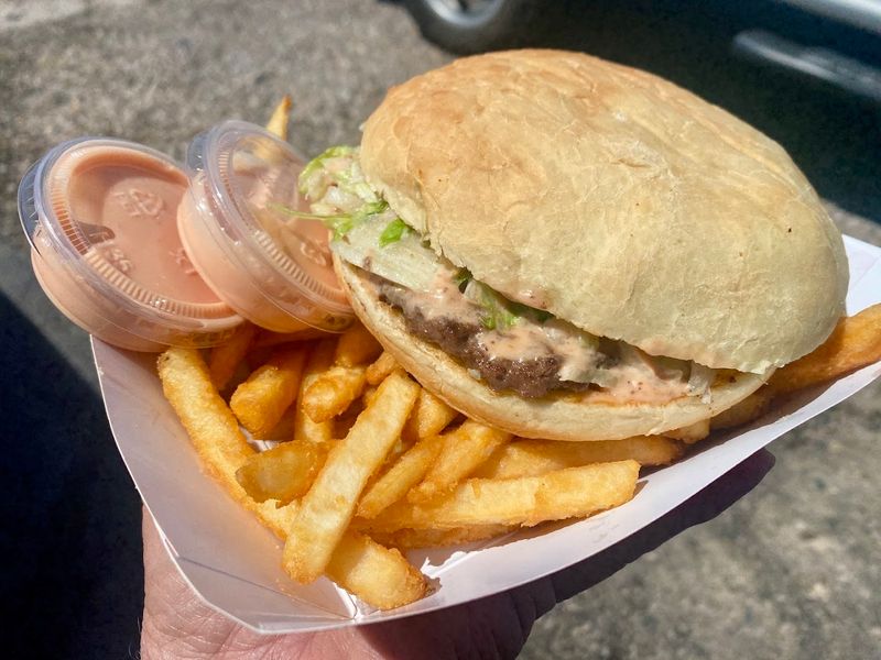 What Makes The Burger Bar Experience Feel Genuinely Different