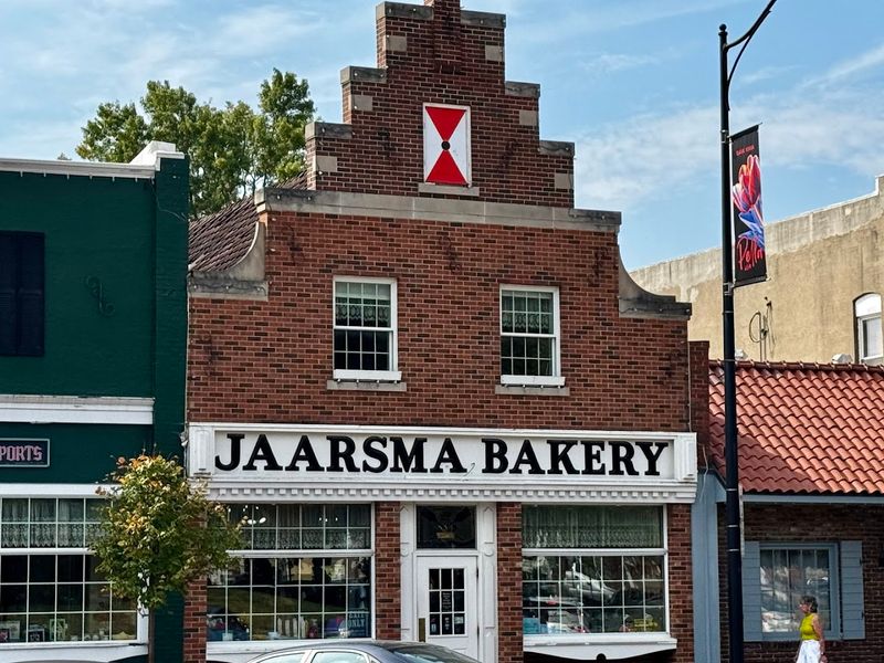 Food and Bakeries That Make You Pause