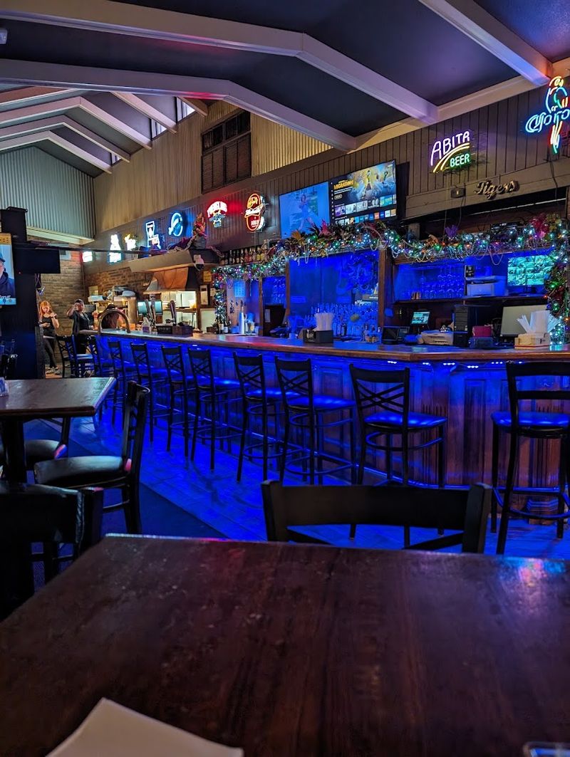 D.C.’s Sports Bar & Steakhouse, Eunice