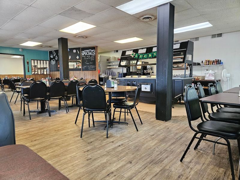 Town & Country Kitchen, Norton