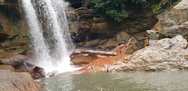 Douglas Falls