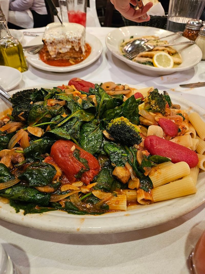 Rigatoni With Sausage And Broccoli Worth Planning Around