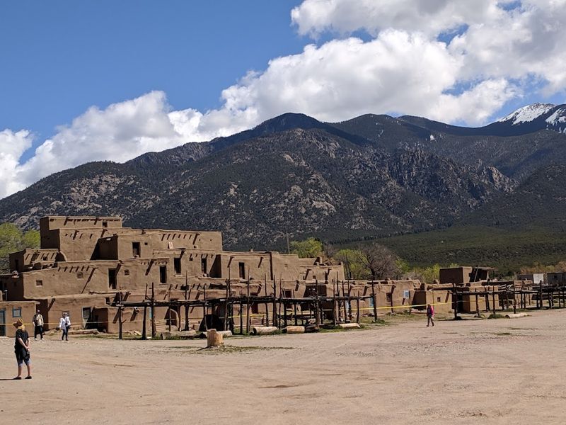 Taos