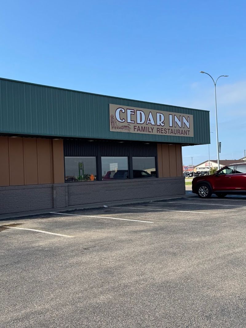 Cedar Inn Family Restaurant, Devils Lake
