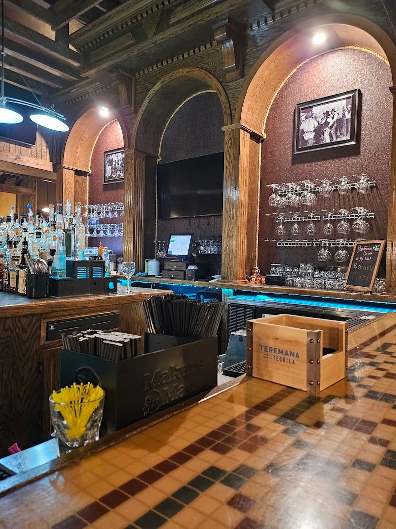 Making Reservations And Planning The Visit Smartly