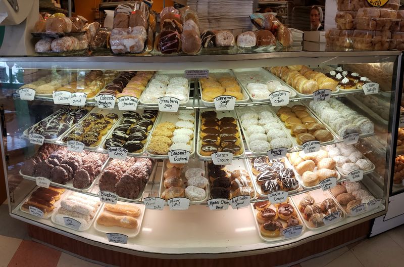 Dutch Country Market In Laurel