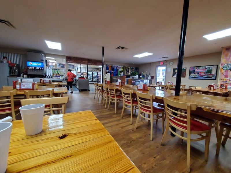 Poche’s Market & Restaurant