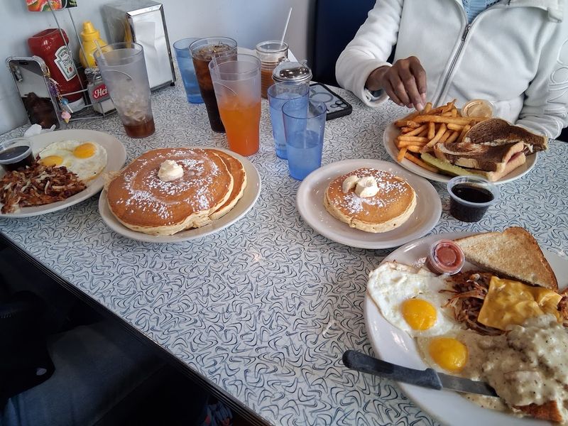 Pancakes And French Toast Keep Regulars Coming Back
