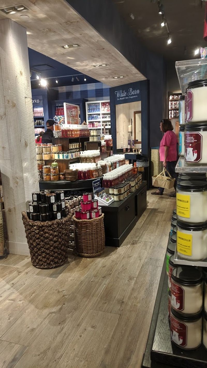 Grab-And-Go Snack Stand