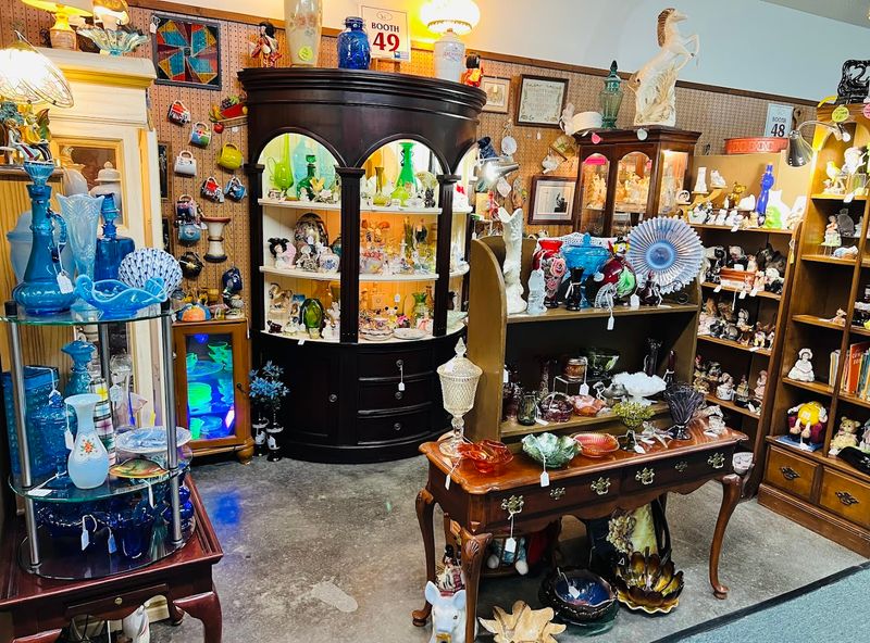 Twin Lakes Antique Mall