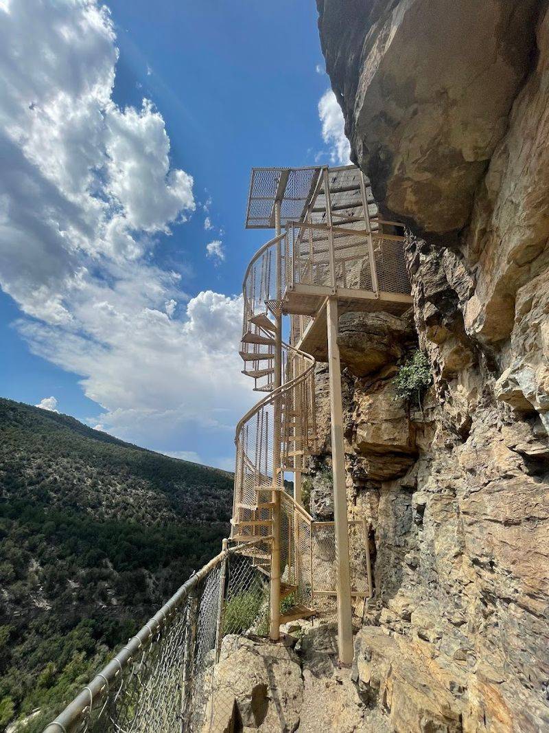 Cliffside Cave Trails And Canyon Views