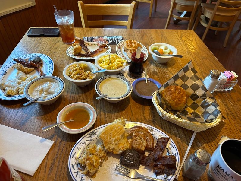 Breakfast At The Farmhouse Feels Like A Weekend Morning At Home