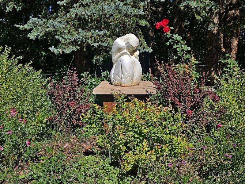 Riverbend Sculpture Gardens