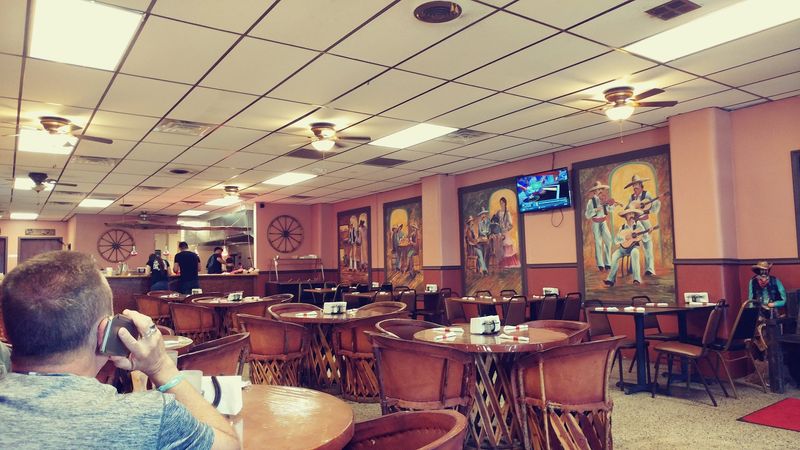 El Rodeo Mexican Restaurant & Bakery, Dodge City