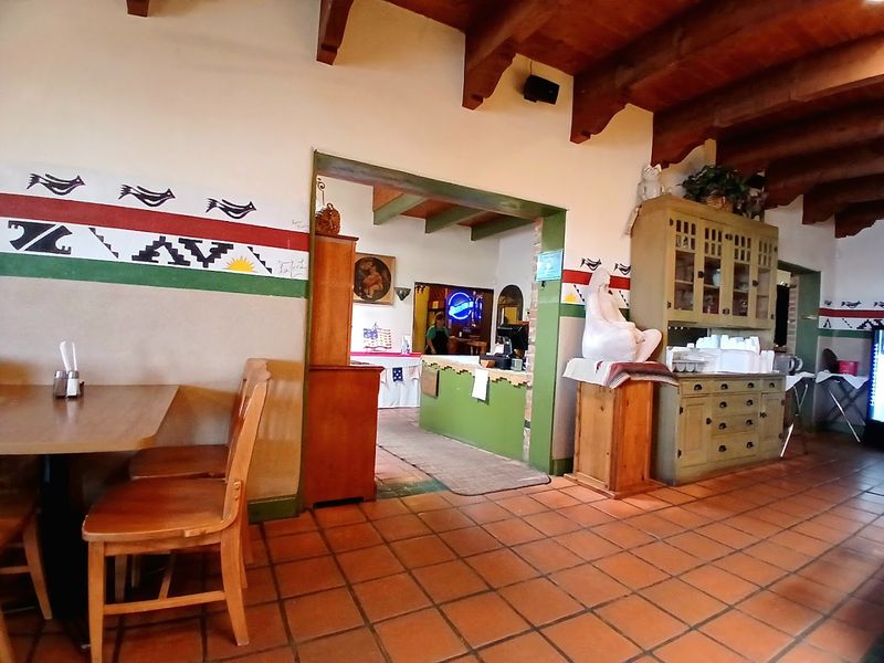 Pete's Cafe, Belen