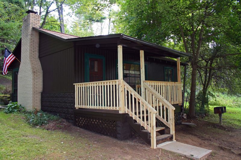 Cook Riverside Cabins