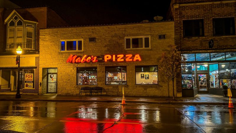 Mabe's Pizza Stands Out